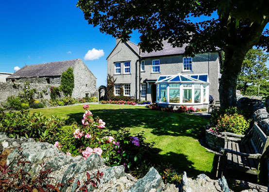Ty Mawr Guest House Road Entrance